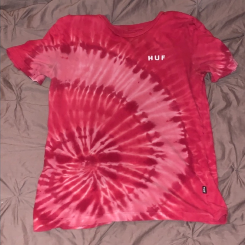 HUF red tie dyed t-shirt